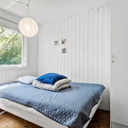 2 Bedroom Gorgeous In Holbæk