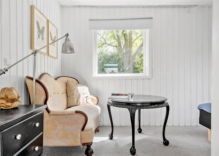 2 Bedroom Gorgeous In